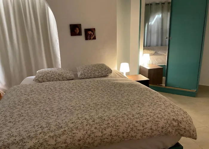 公寓 Gamila, Private Direkt Am Mit Garten Und Pool